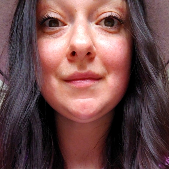 Meet your Posher, Shannan - Picture 1 of 1